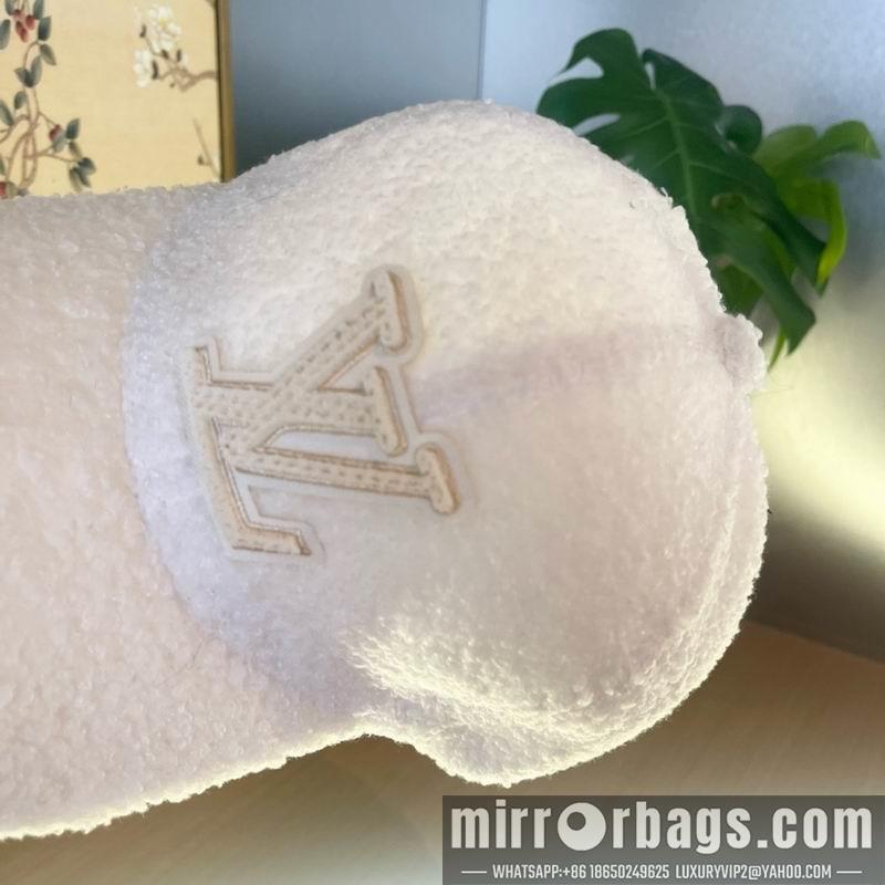 Replica LV cap 010601