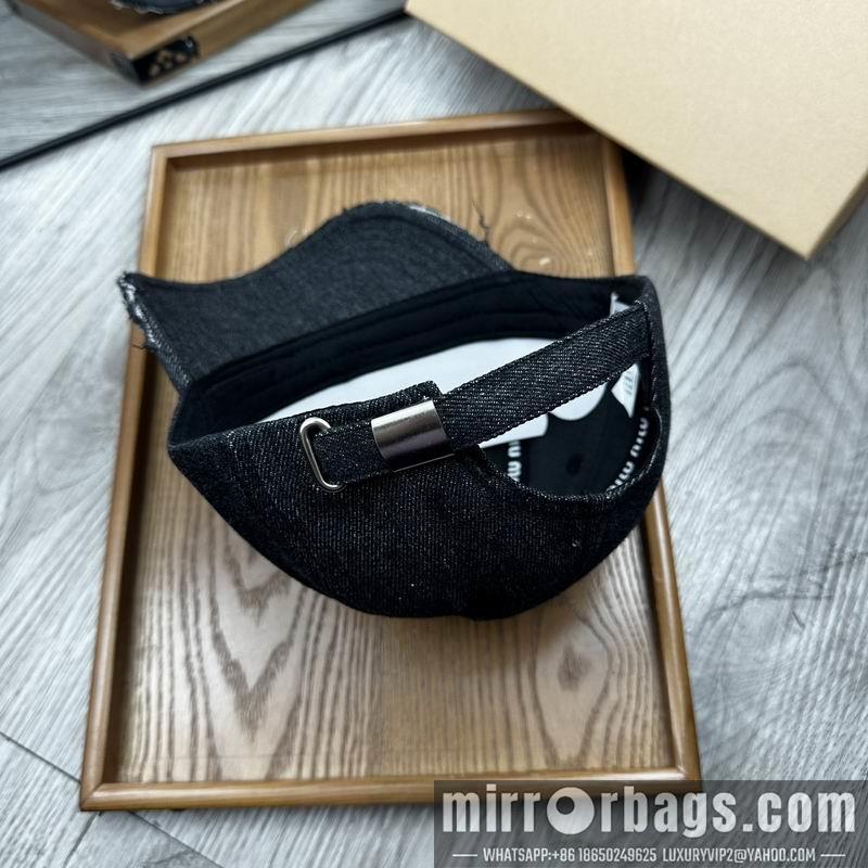 Replica Miumiu cap dx63