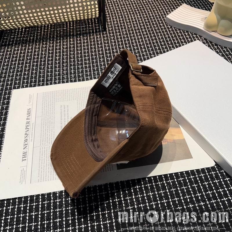 Replica Miumiu cap dx16