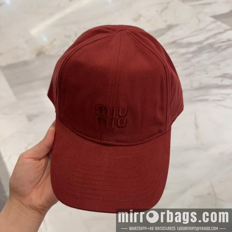 Replica Miumiu Cap dx35