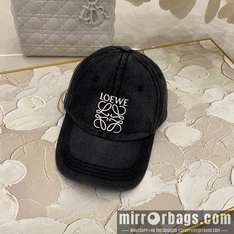 Replica Loewe cap dx14