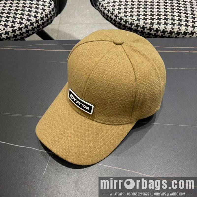 Replica LV cap 010701
