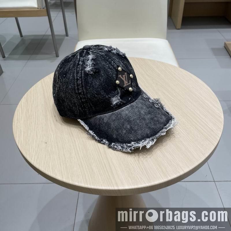 Replica LV Hat 030953