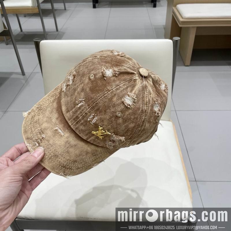 Replica LV Cap 032001