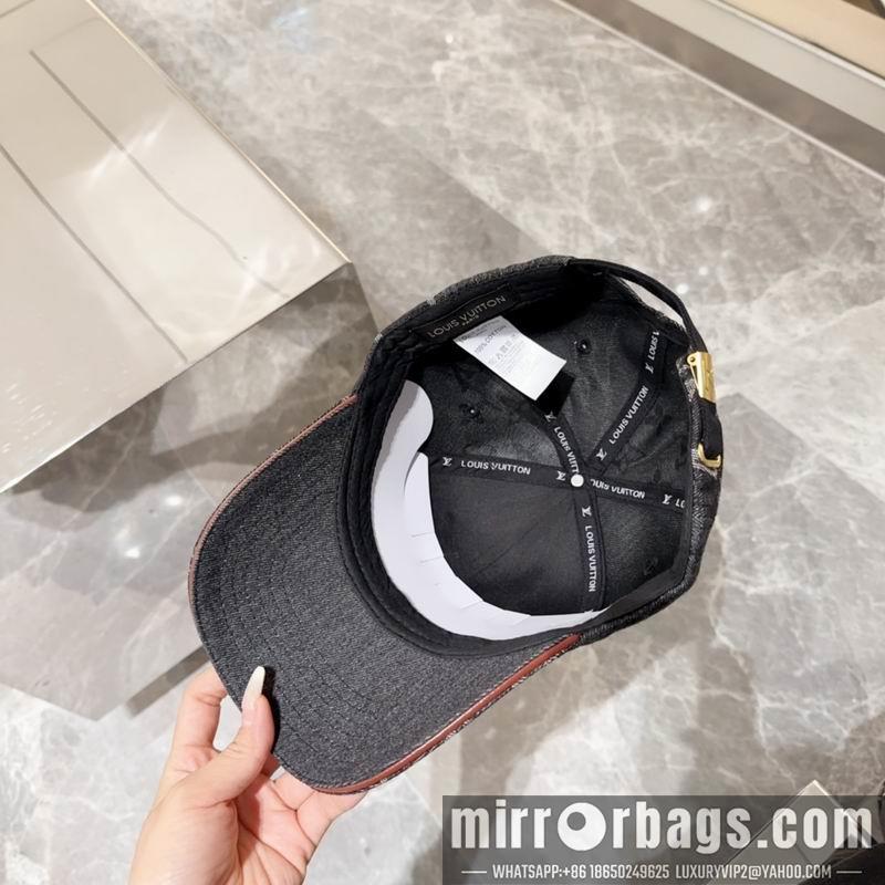 Replica LV cap dx99