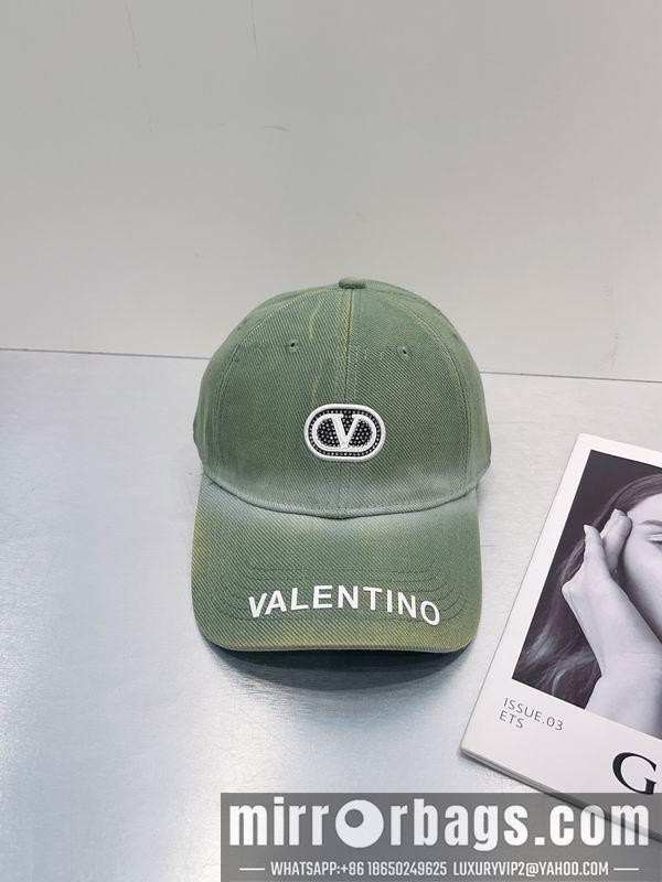 Replica Valentino Hat dx01