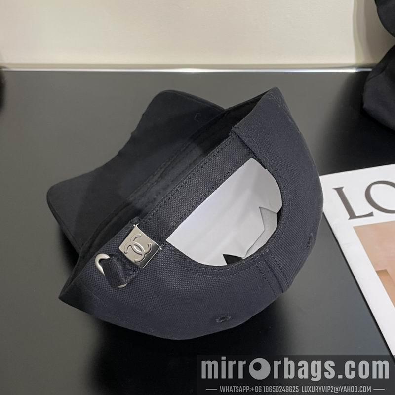 Replica Chanel cap dx23