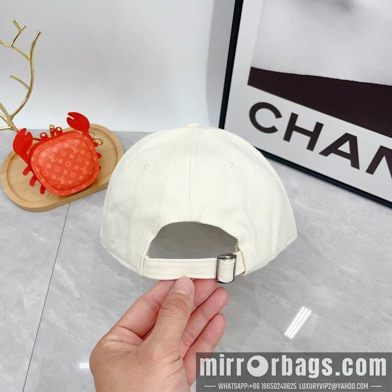 Replica Fendi cap dx70