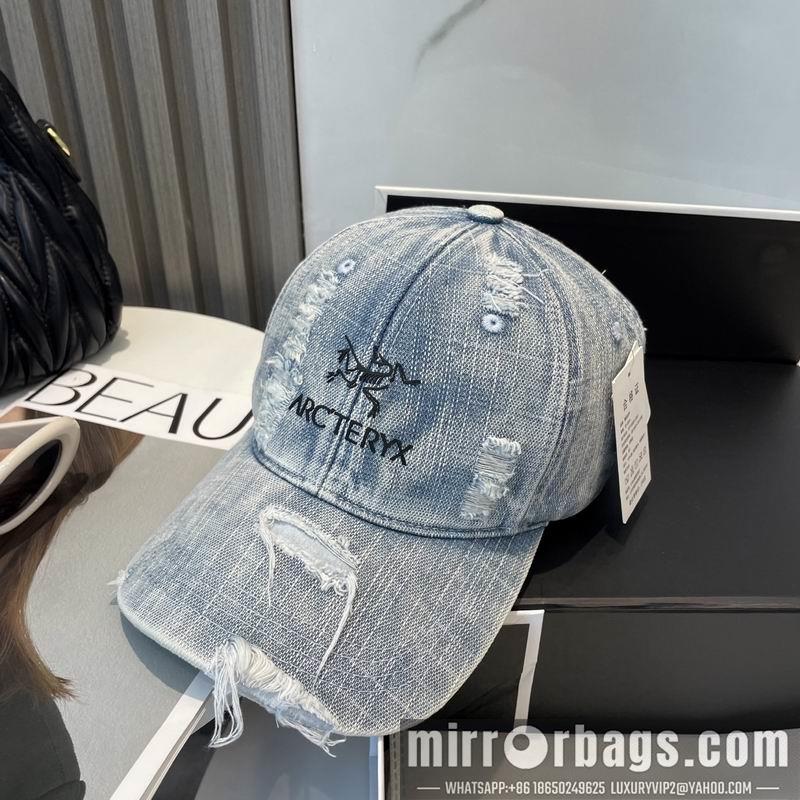 Replica Arcteryx cap dx18