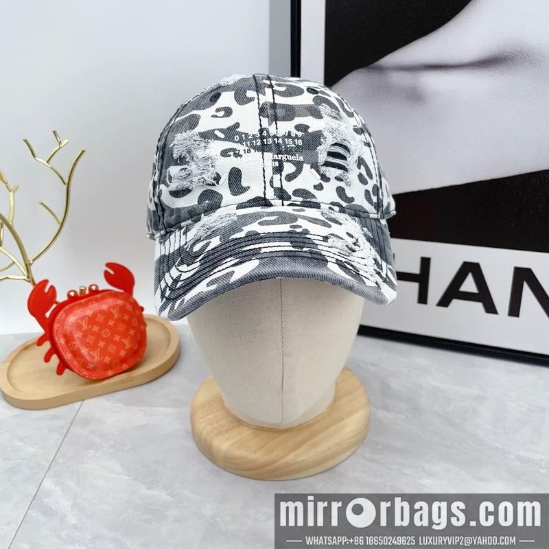 Replica MM6 cap dx27