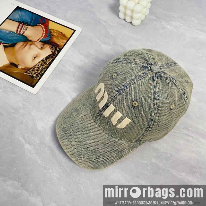 Replica Miumiu cap dx46
