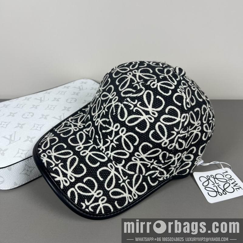 Replica Loewe Hat dx43