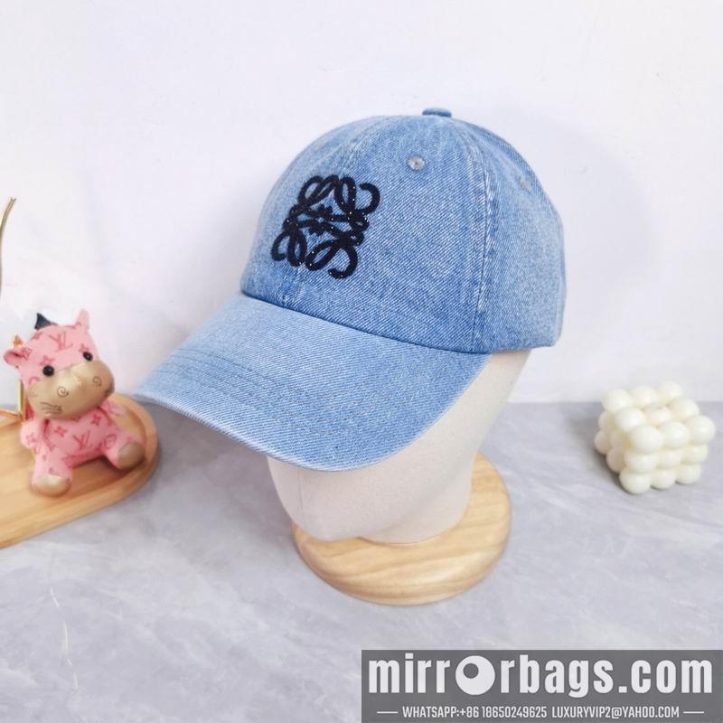 Replica Loewe Cap dx07