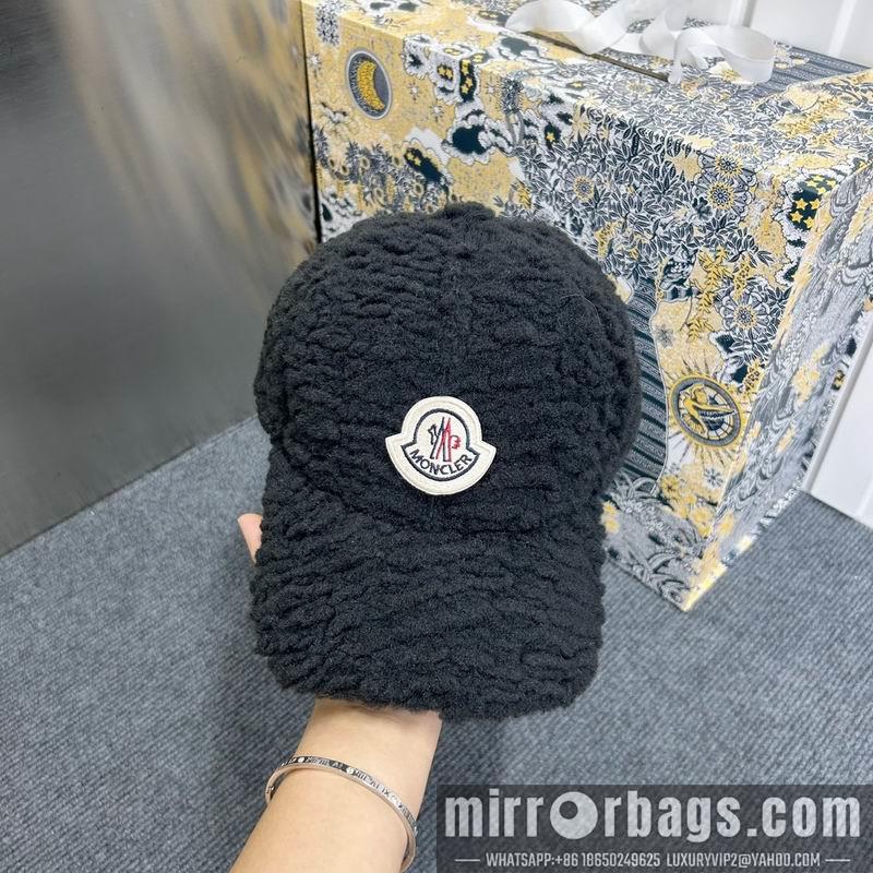 Replica Moncler cap dx10