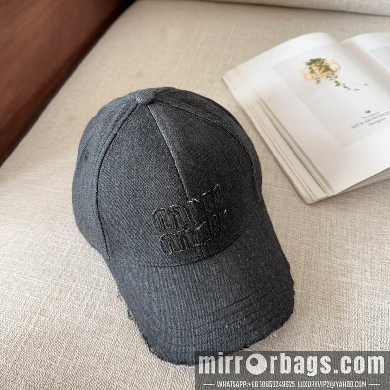 Replica Miumiu cap dx13