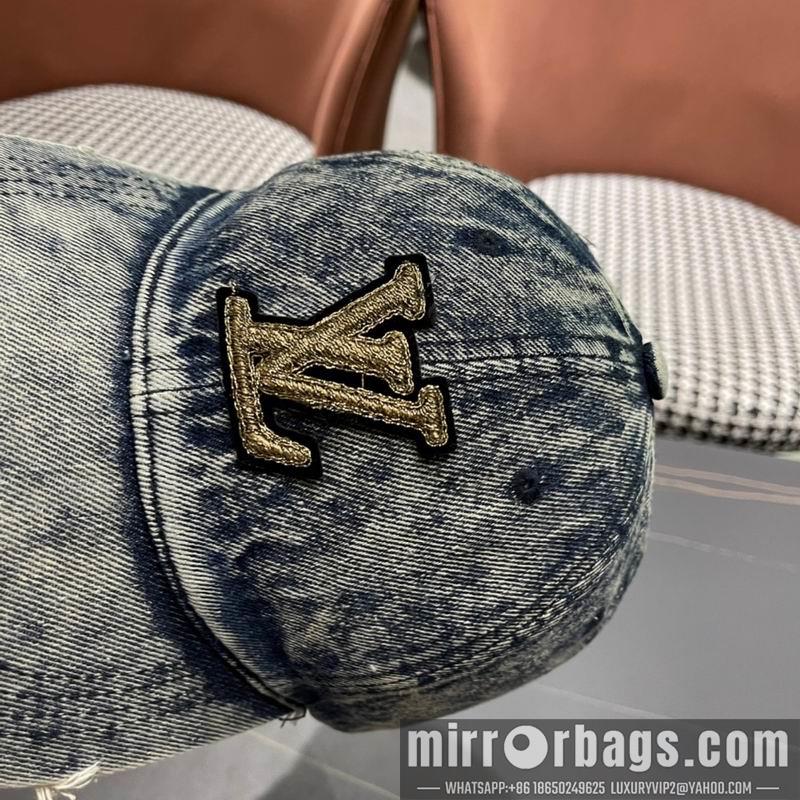 Replica LV cap 071302