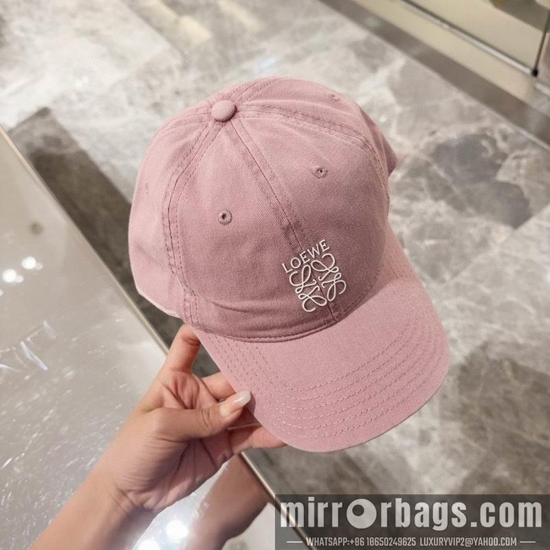 Replica Loewe cap dx56