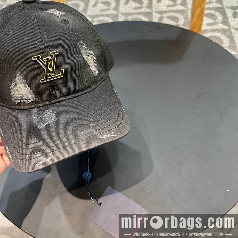 Replica LV cap 050706