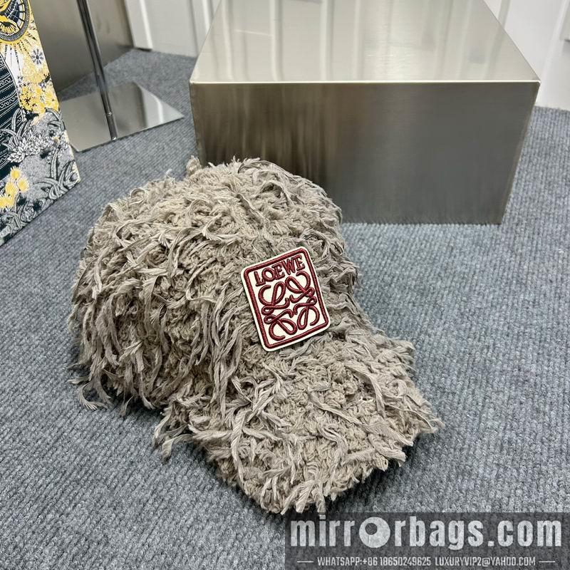 Replica Loewe cap dx34