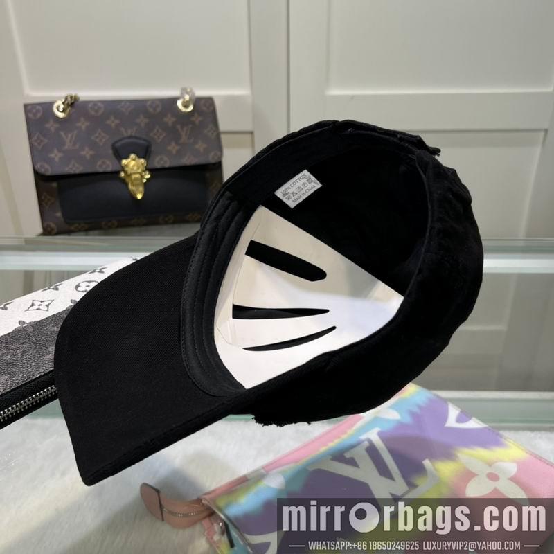 Replica Other cap dx06