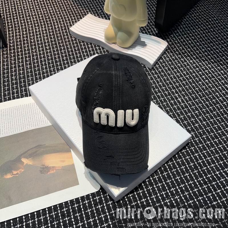 Replica Miumiu cap dx16