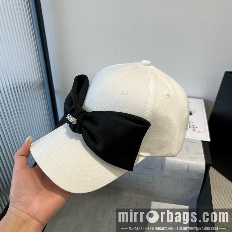 Replica Miumiu cap dx05