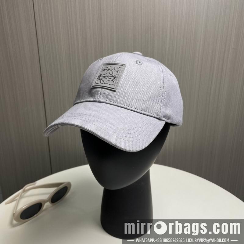 Replica Loewe Hat dx33