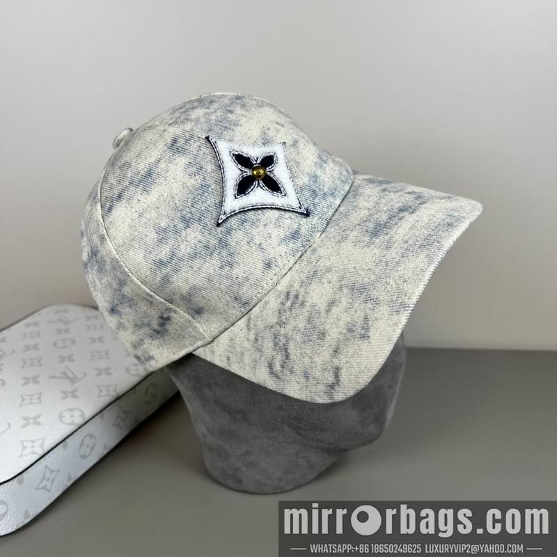 Replica LV cap dx17