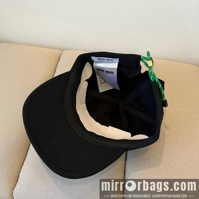 Replica Miumiu Cap dx32