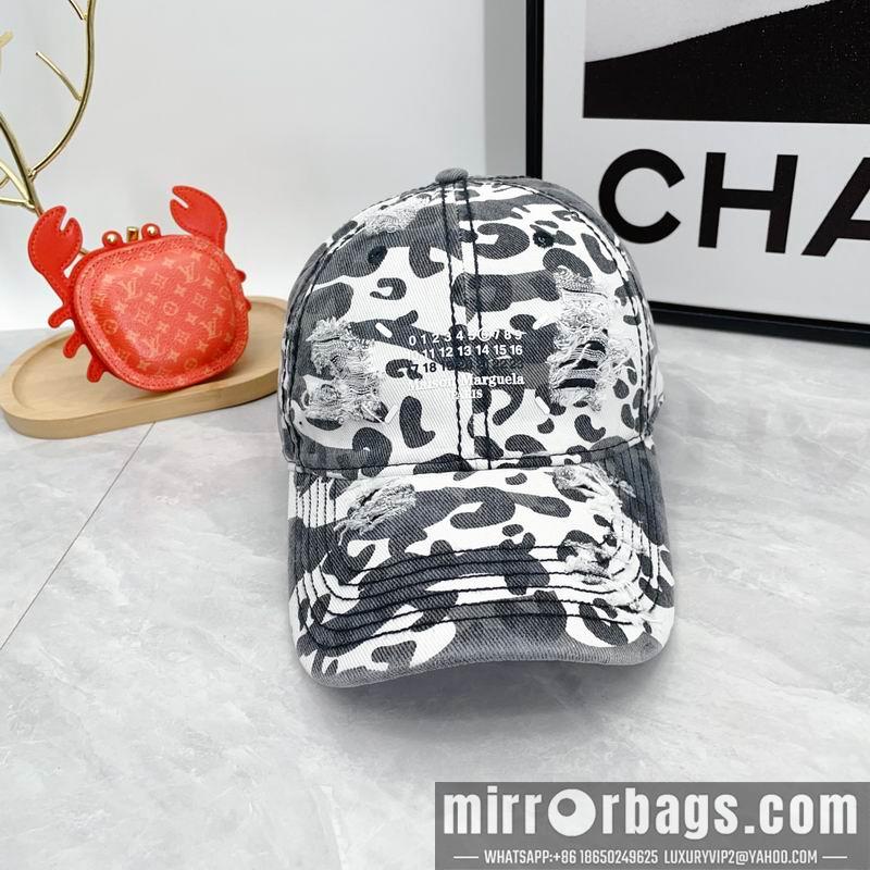 Replica MM6 cap dx27