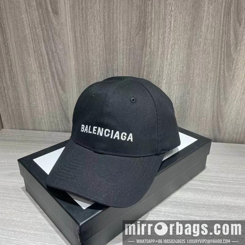 Replica Balenciaga cap hm07