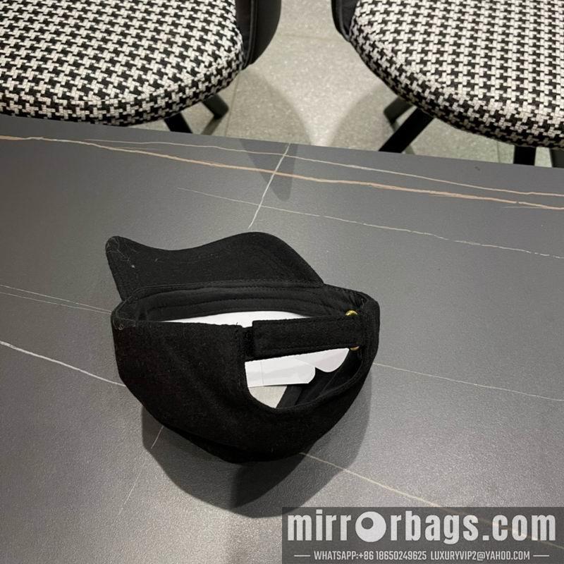 Replica LV cap 121401