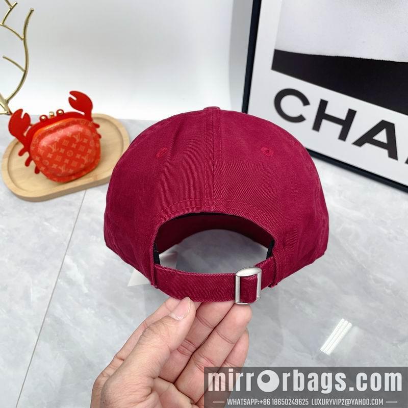 Replica YSL cap dx32