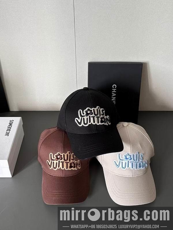 Replica LV cap dx30