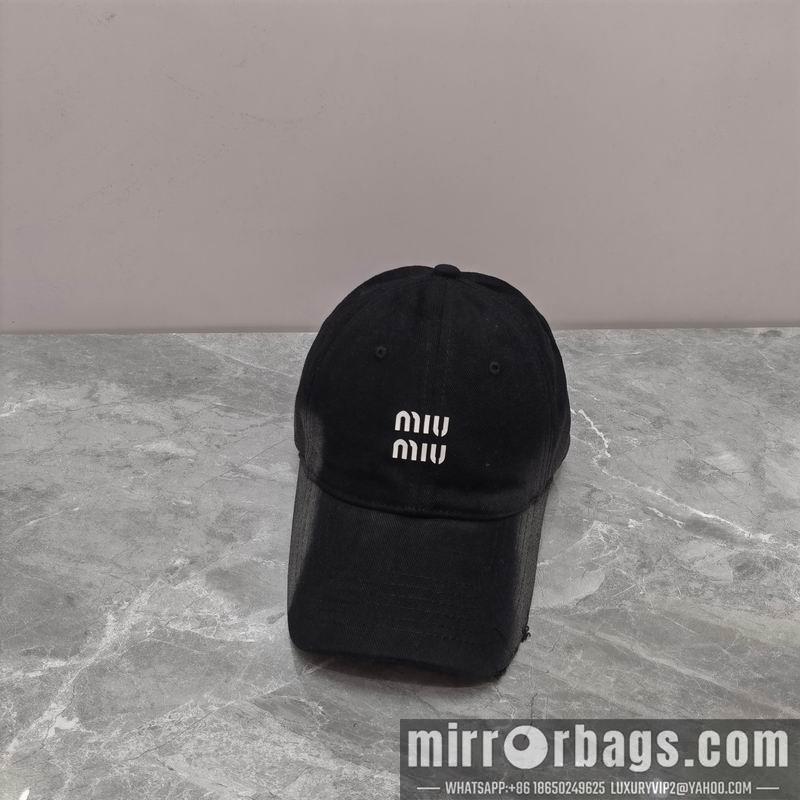 Replica Miumiu cap dx07