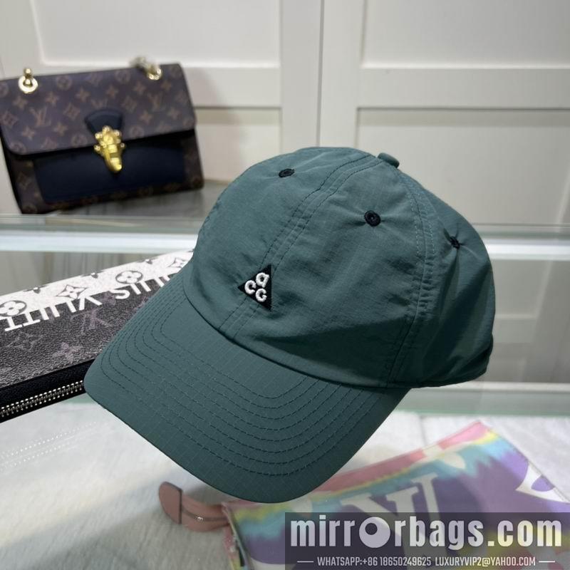 Replica Other cap dx17