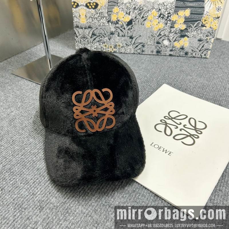 Replica Loewe cap dx32