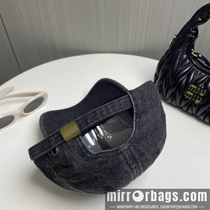 Replica Celine cap dx28
