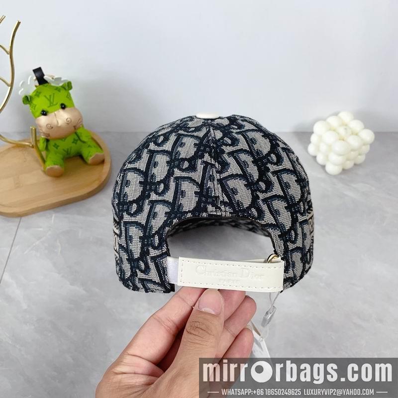 Replica Dior cap dx66
