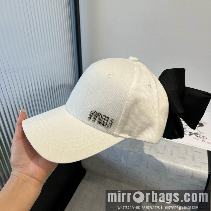 Replica Miumiu cap dx06