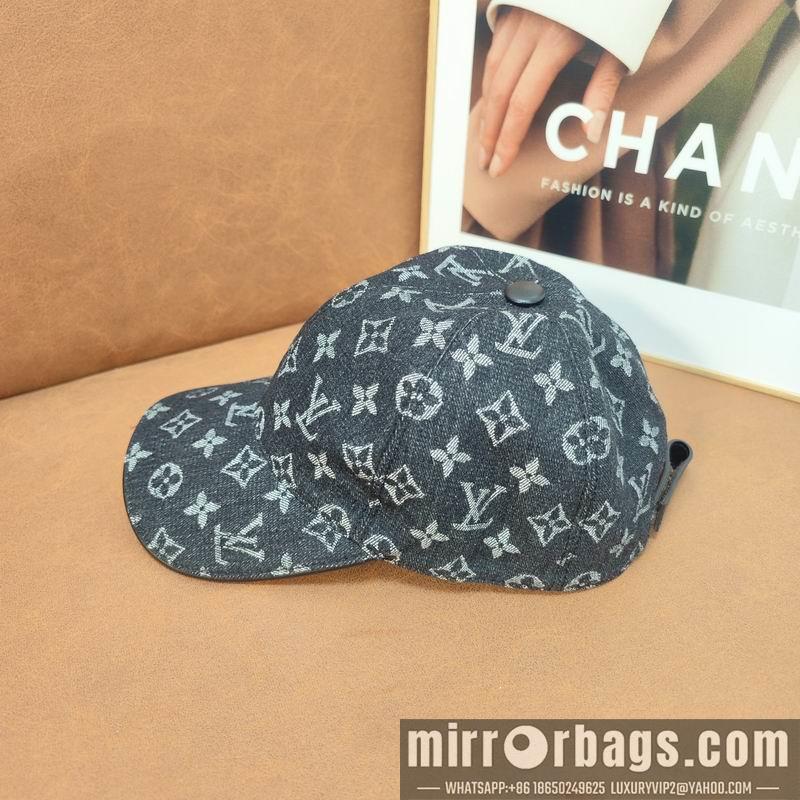 Replica LV cap dx84