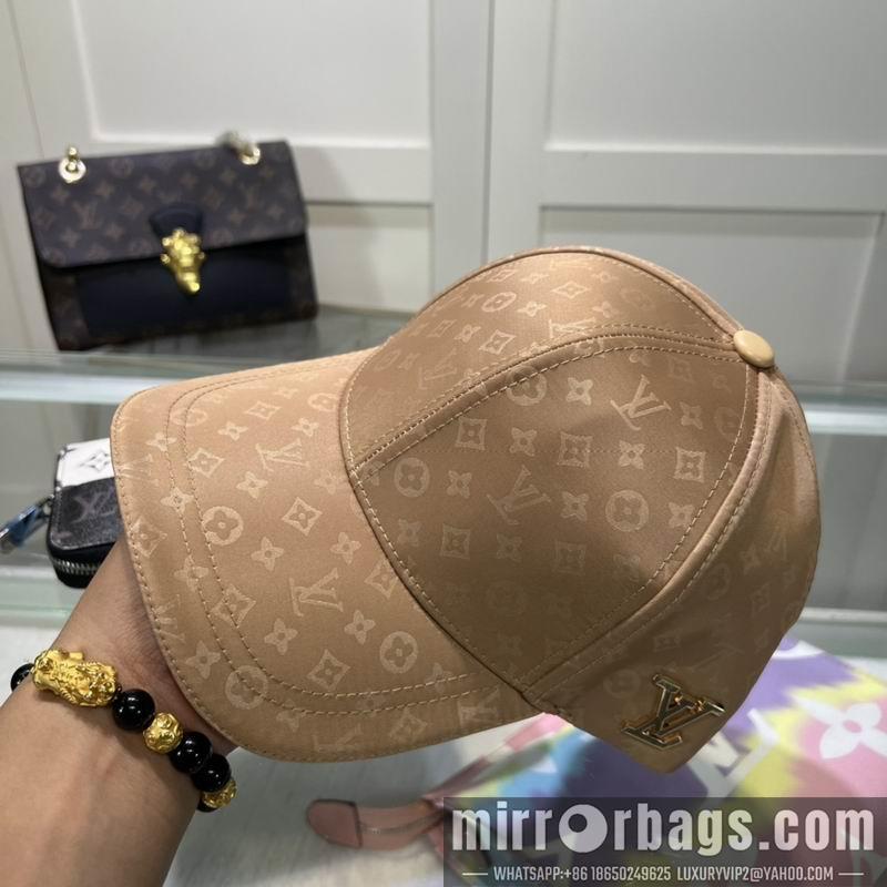 Replica LV cap dx111