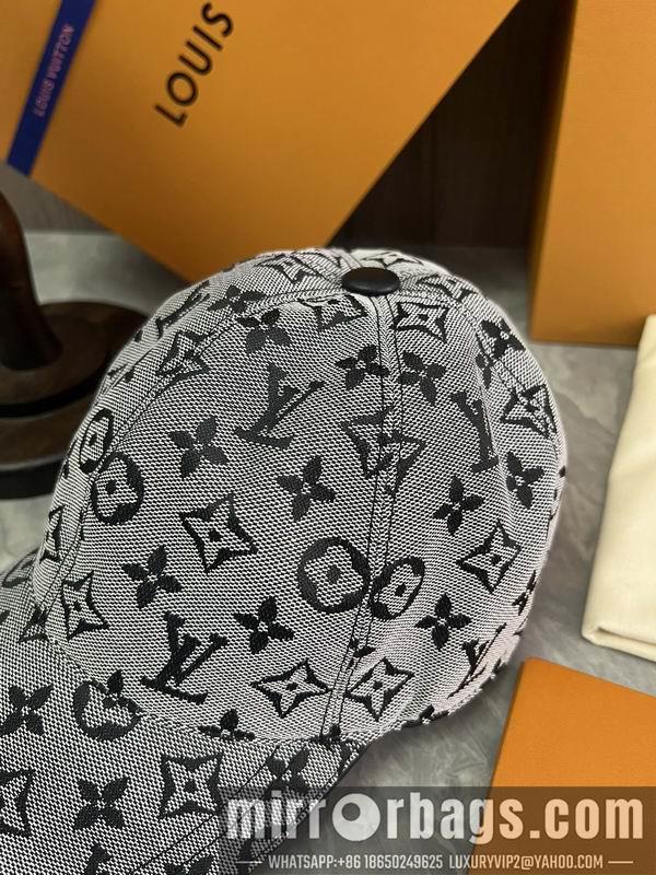 Replica LV Hat dx109