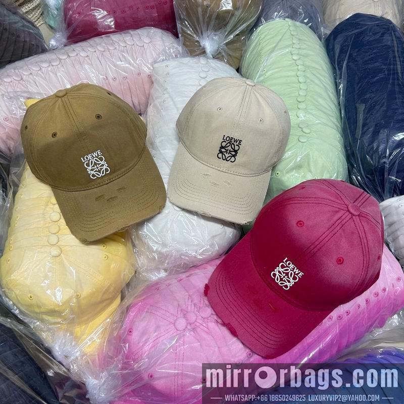 Replica Loewe cap dx52