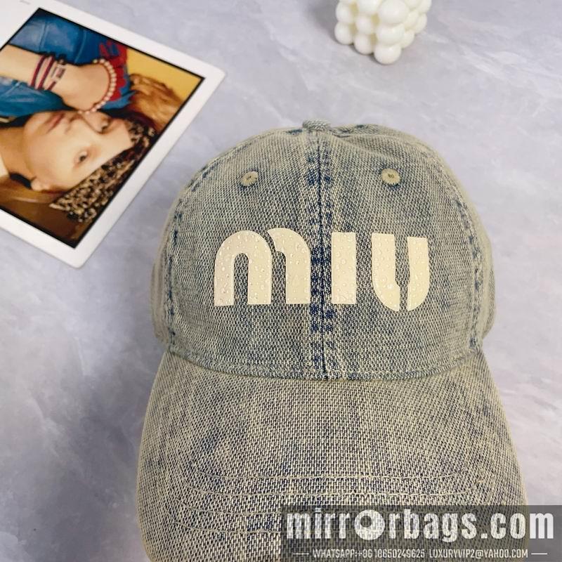 Replica Miumiu cap dx46