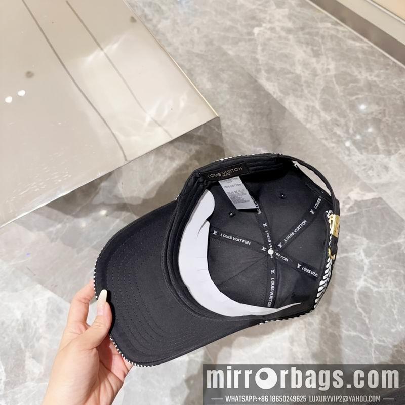 Replica LV Hat 072806