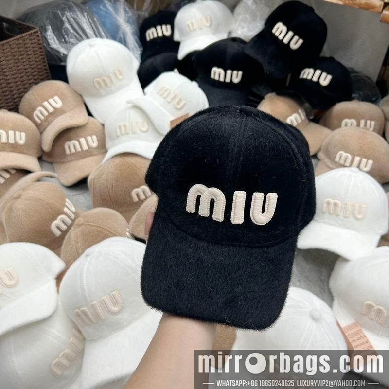 Replica Miumiu cap dx91