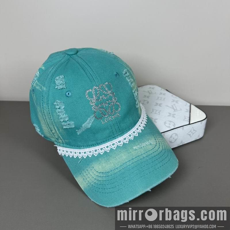 Replica Loewe cap dx46