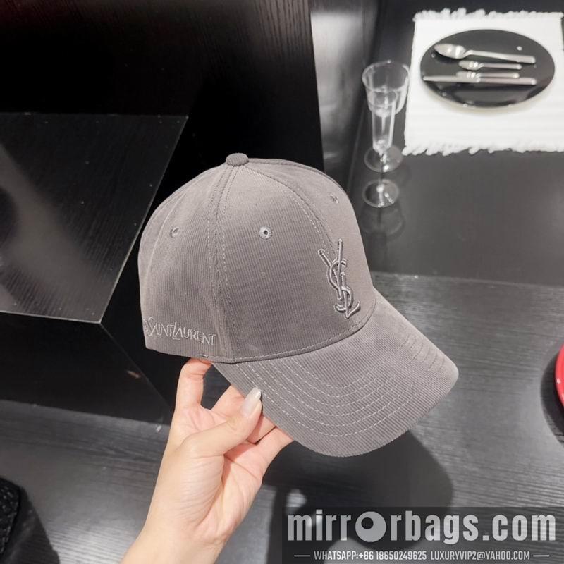 Replica YSL cap dx24