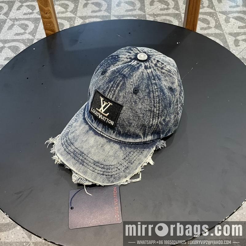 Replica LV cap 042811